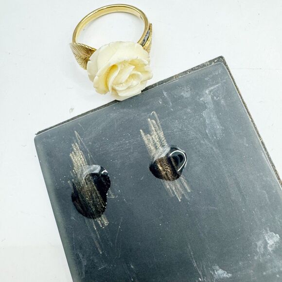 Vtg 14K Yellow Gold Carved Rose Ring With Leaves 2.4g Fine Jewelry Size 5.5 Band - Picture 4 of 16